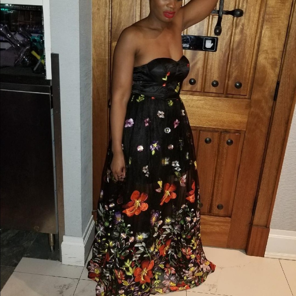 Nichole Lynel 2018 Floral Dress!